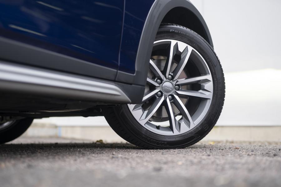 Детали экстерьера Audi A4 Allroad Quattro (B9) 2019 года  (UK) (фото 4 из 40)